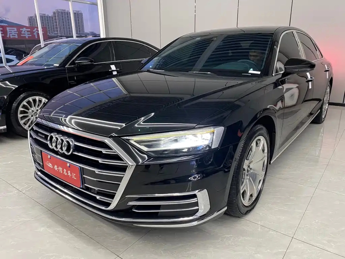 AUDI A8  2019