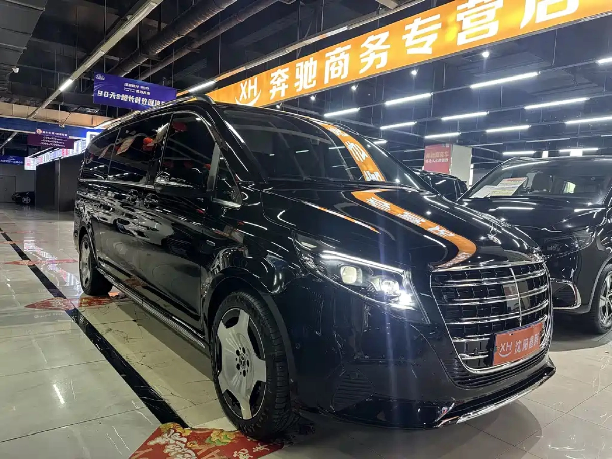 MERCEDES BENZ V-CLASS  2025