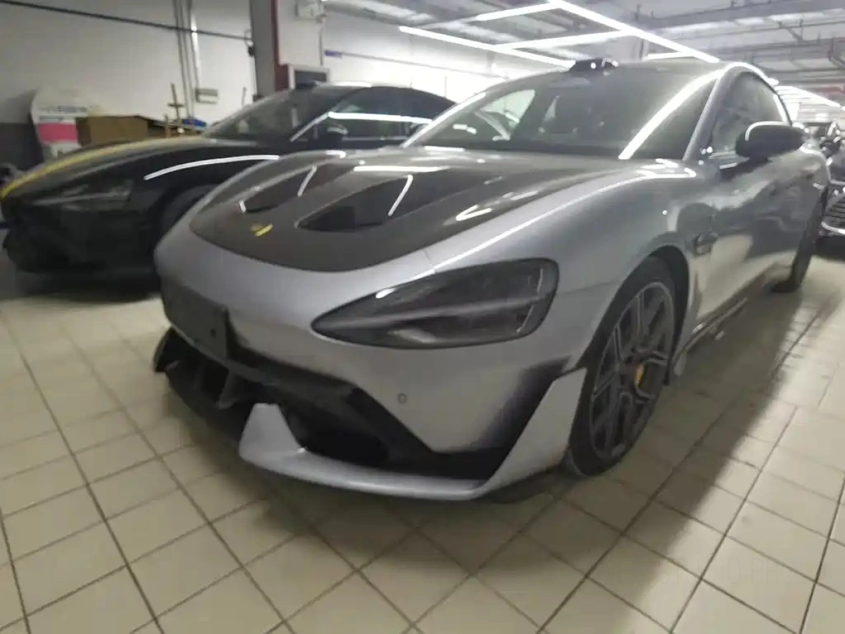 XIAOMI AUTO SU7 ULTRA