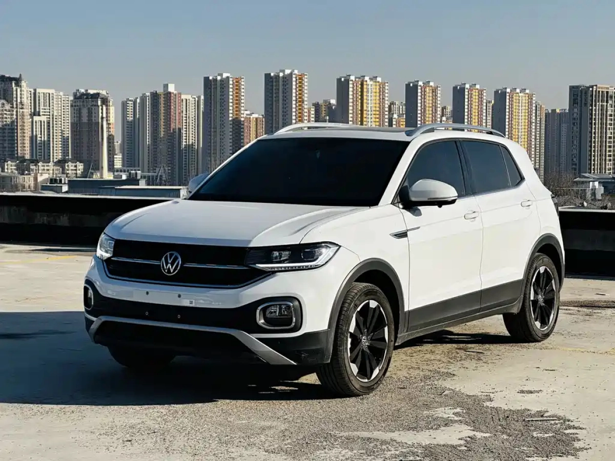 VOLKSWAGEN TACOUA  2025