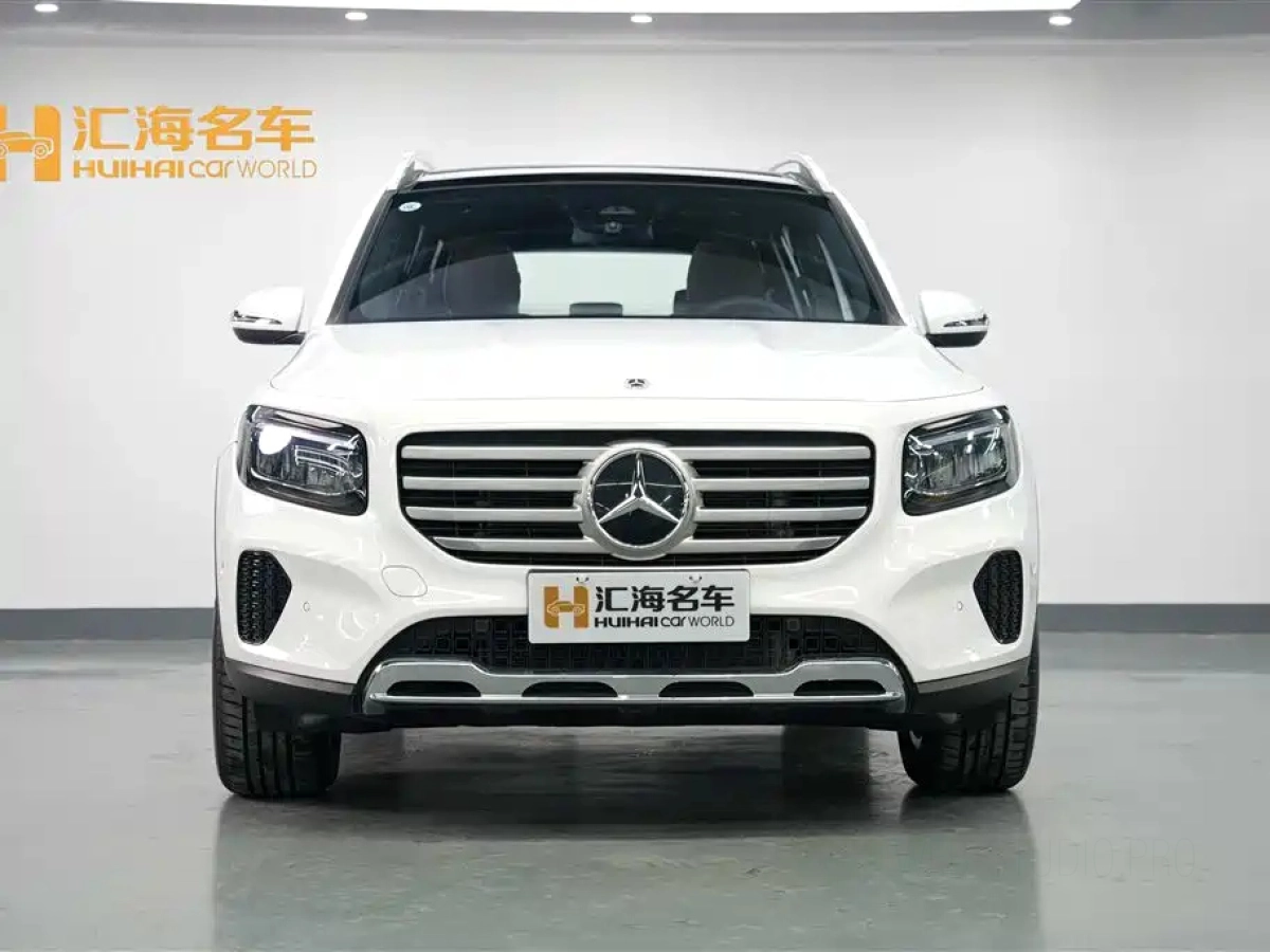 MERCEDES BENZ GLB