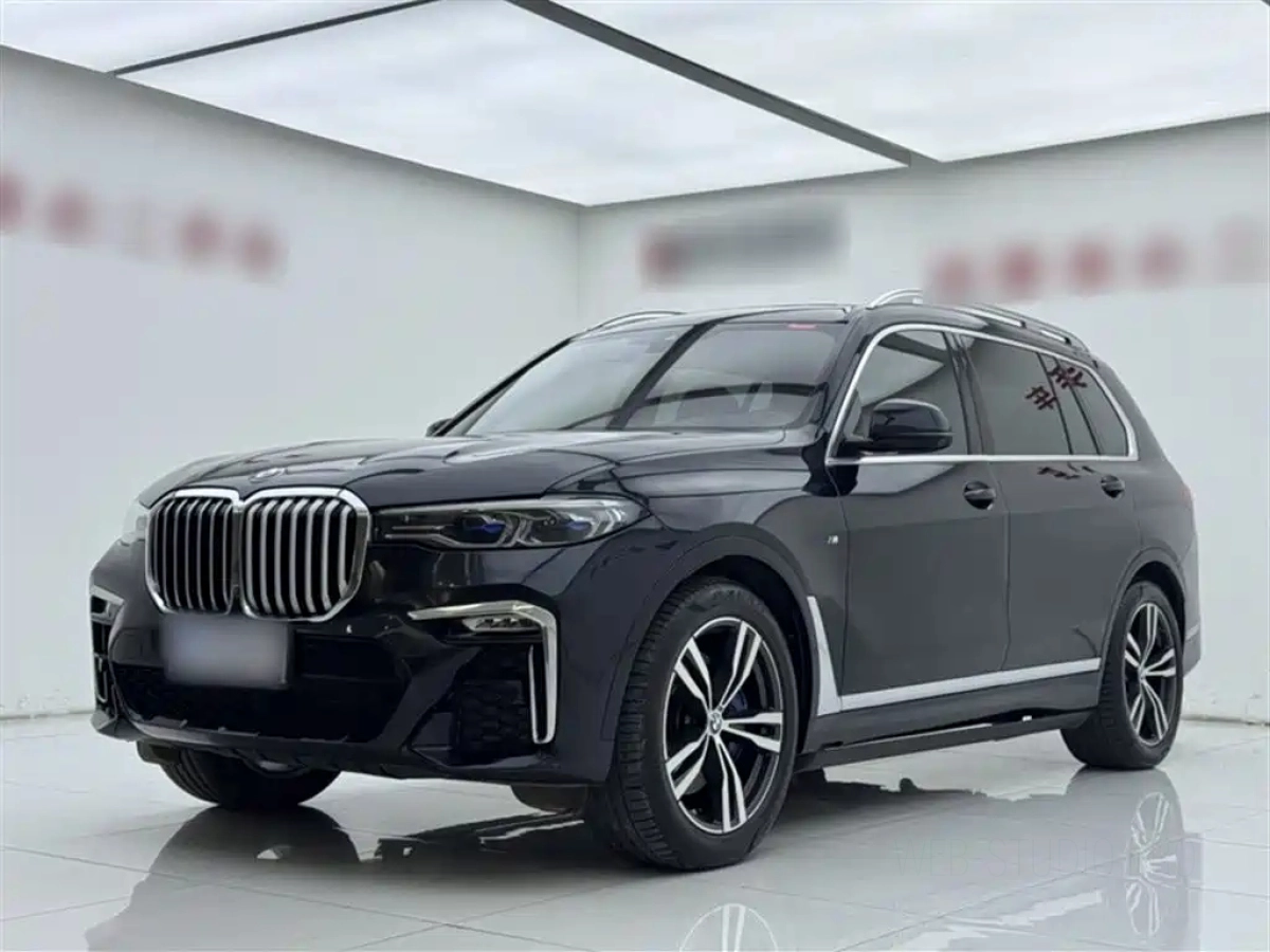 BMW X7  2022