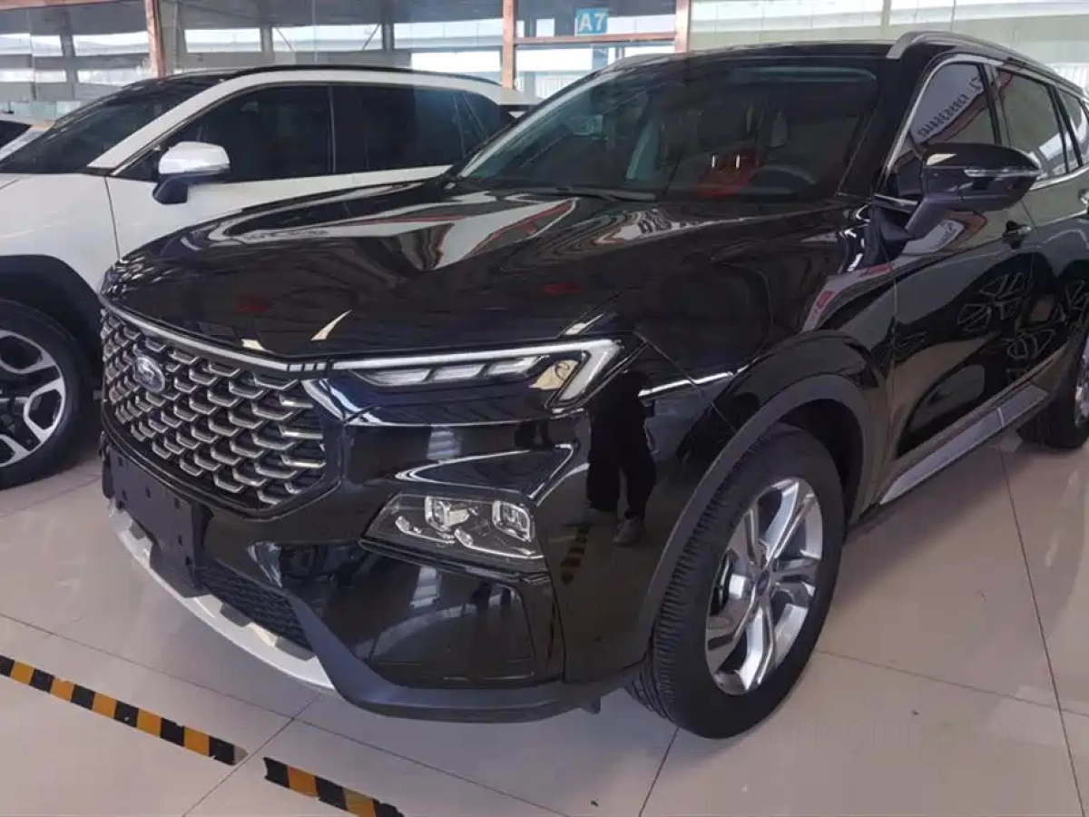 FORD EQUATOR SPORT  2023