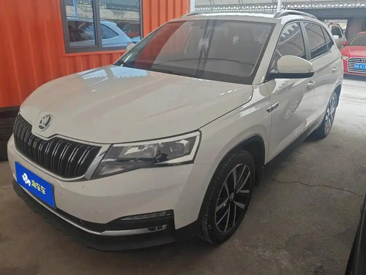 SKODA KAMIQ  2021