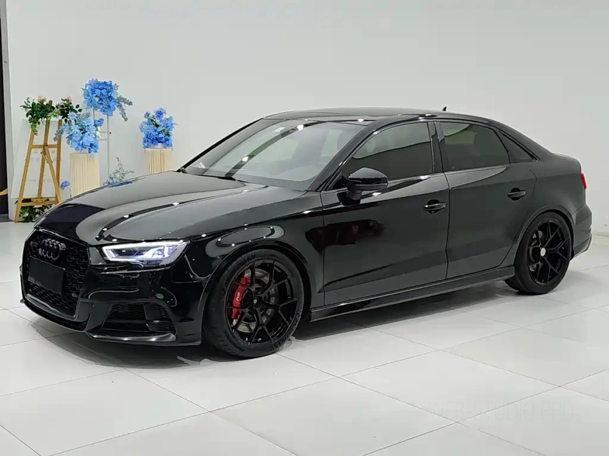 AUDI S3  2019