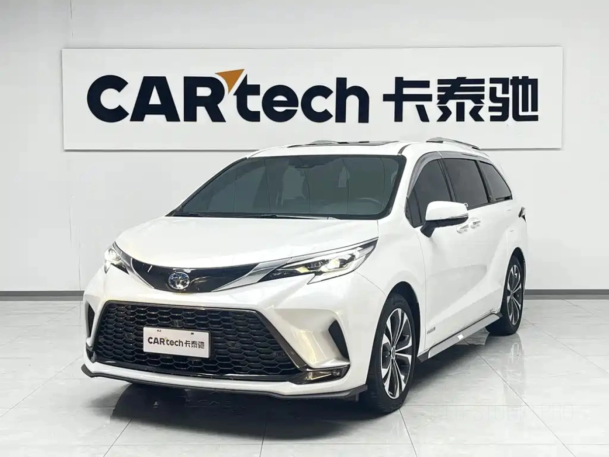 TOYOTA GRANVIA  2023