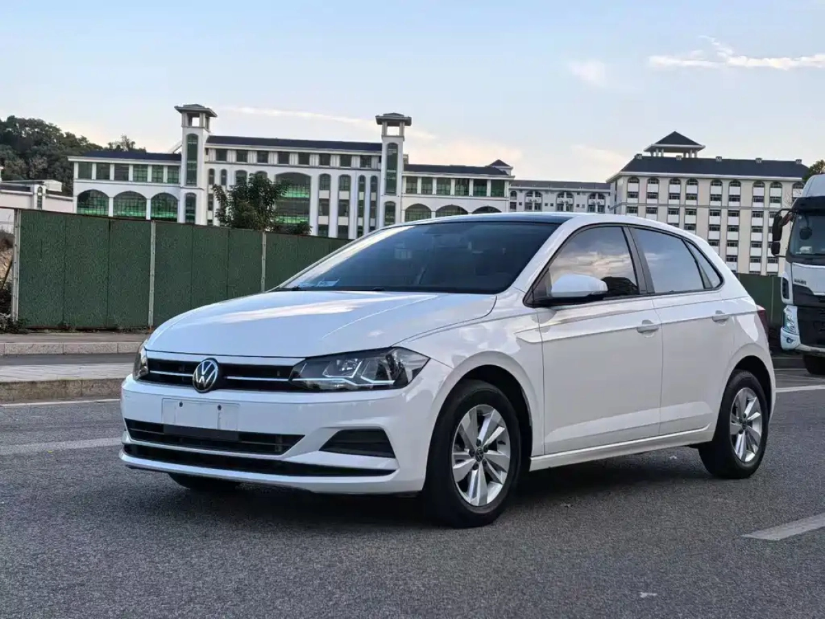 VOLKSWAGEN POLO  2021