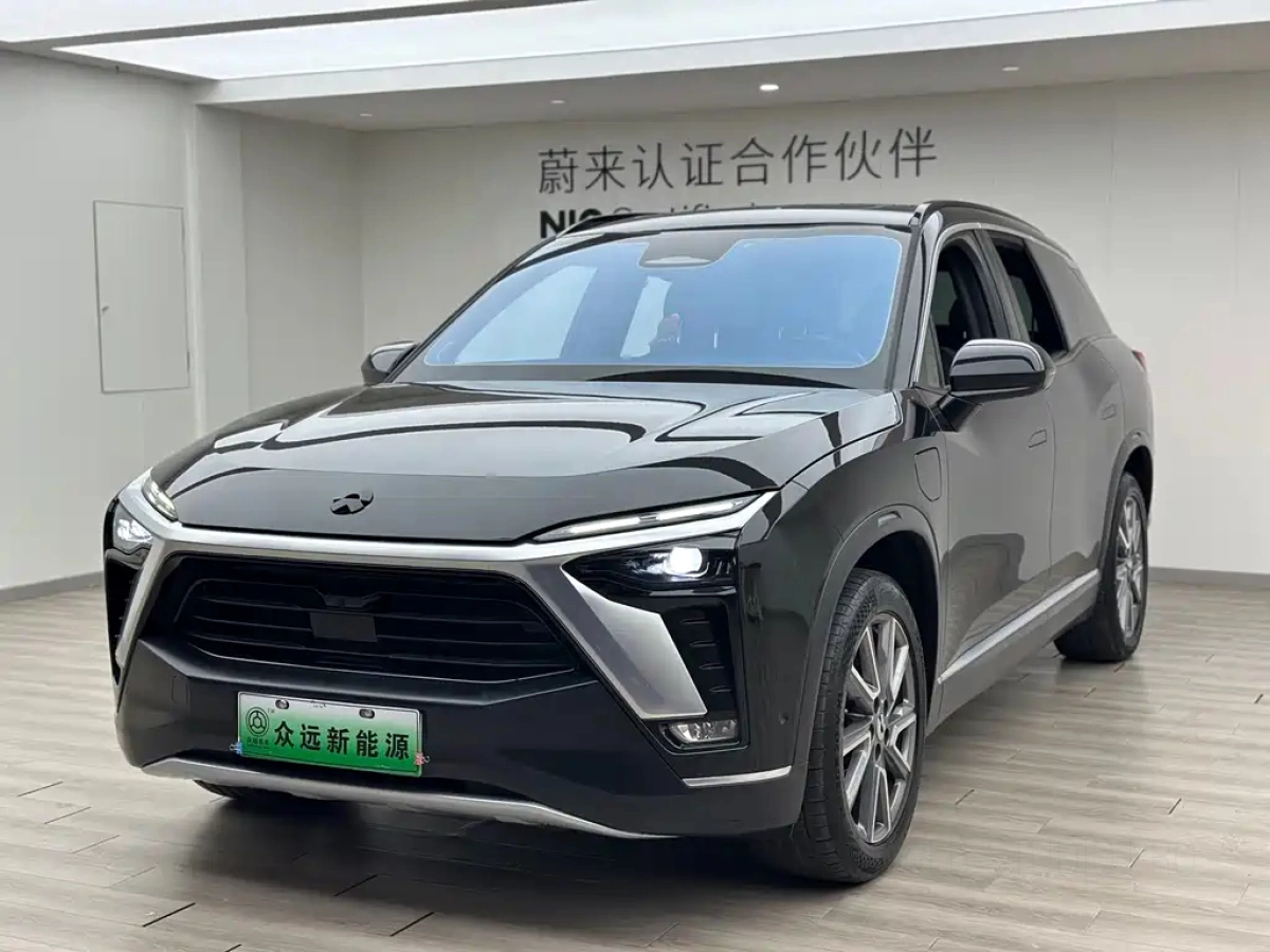 NIO ES8