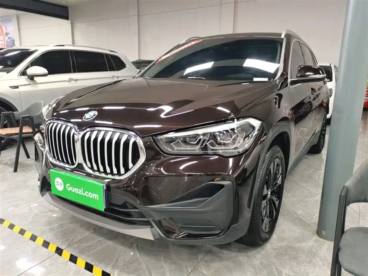 BMW X1  2020