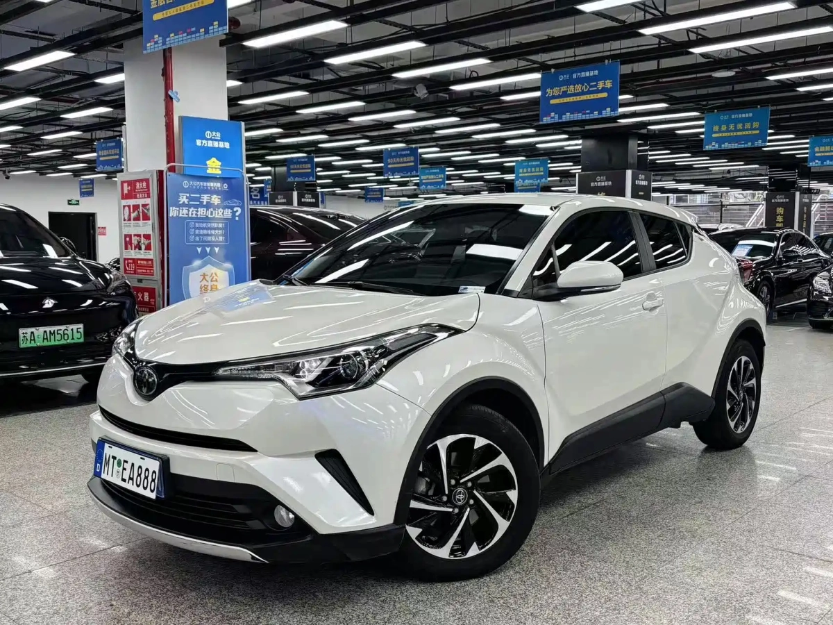 TOYOTA C-HR  2022