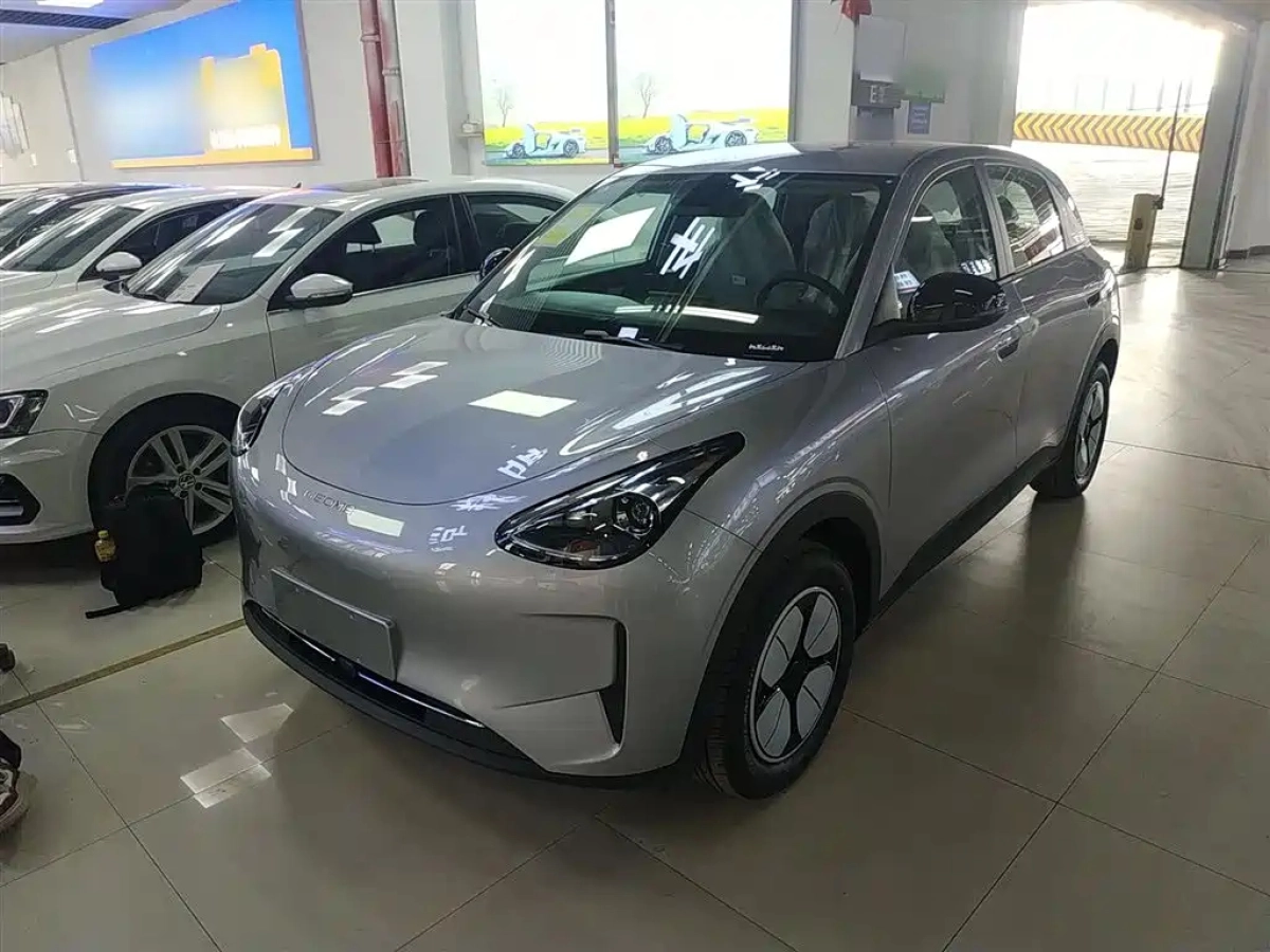 GEELY AUTO XINGYUAN  2025