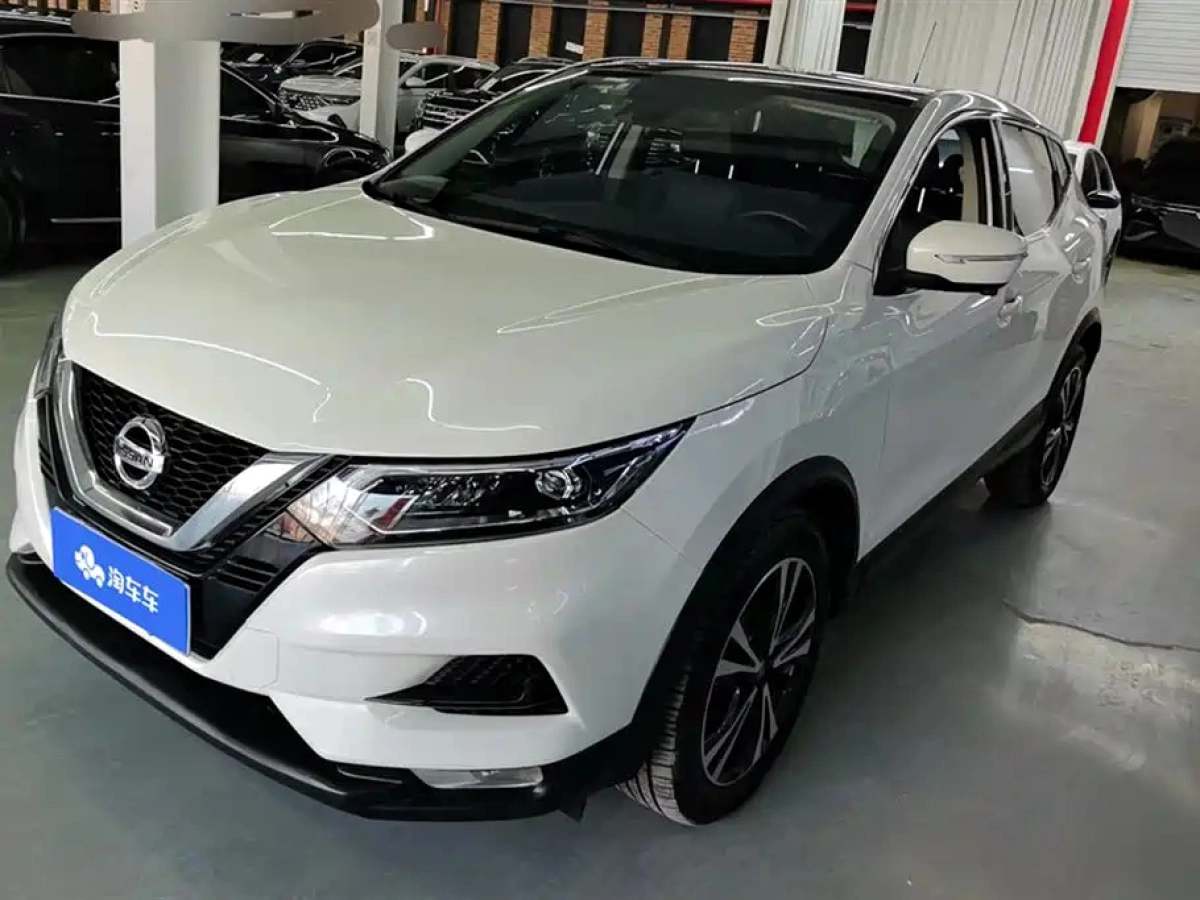 NISSAN QASHQAI  2020