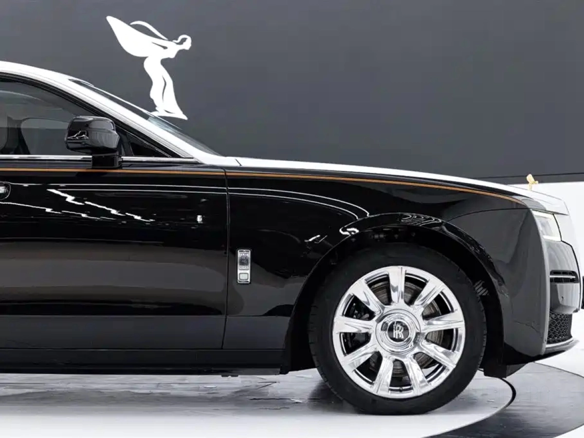 ROLLS ROYCE GHOST