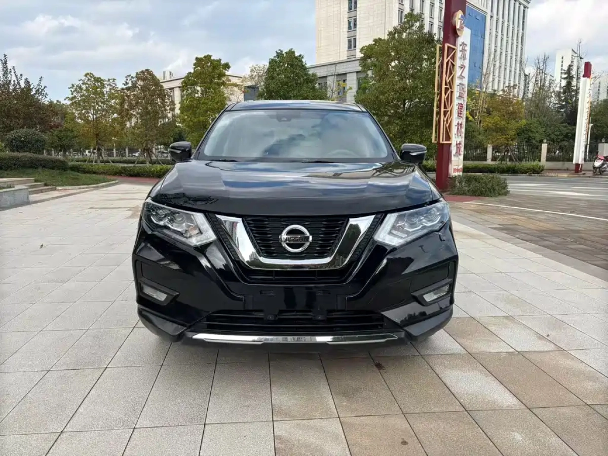 NISSAN X-TRAIL  2020