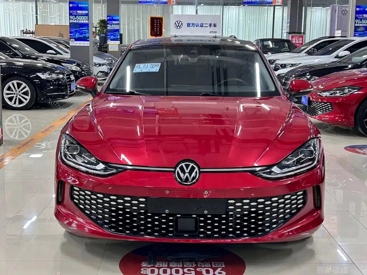 VOLKSWAGEN LAMANDO