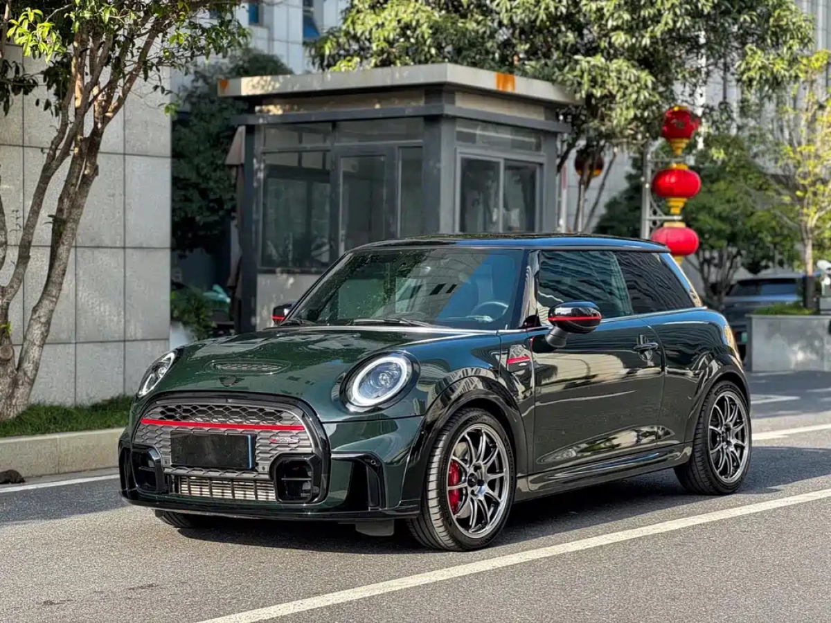 MINI JCW