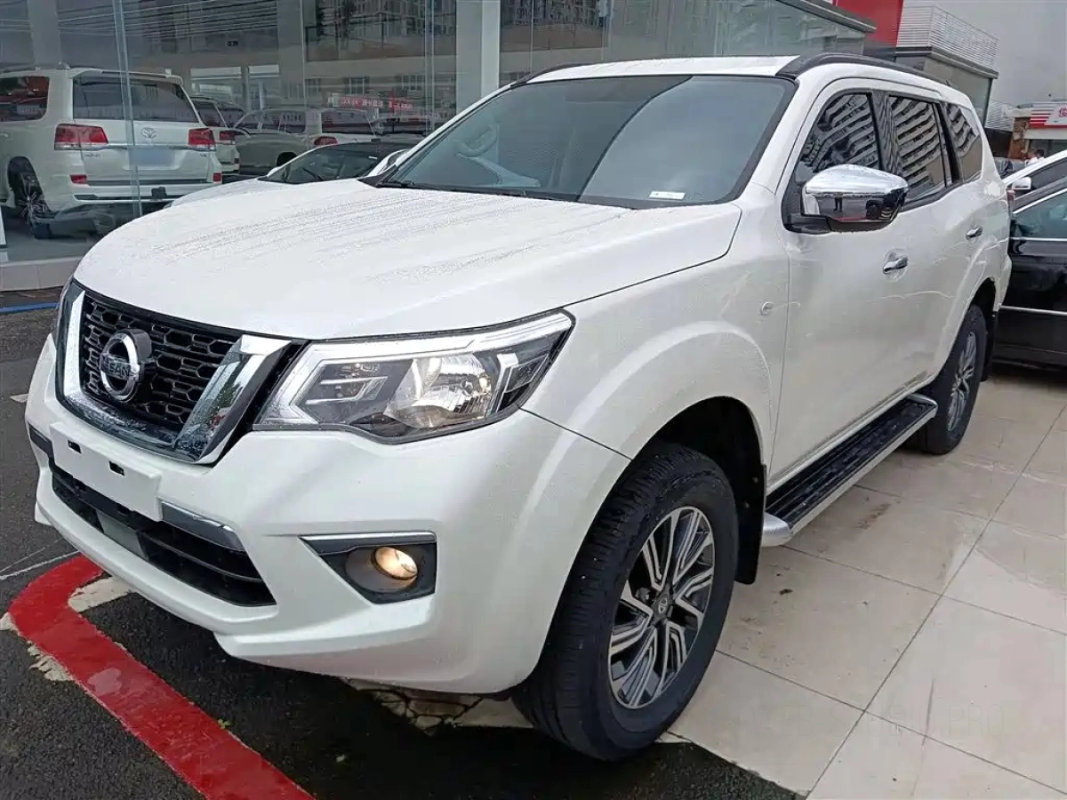 NISSAN TERRA  2022