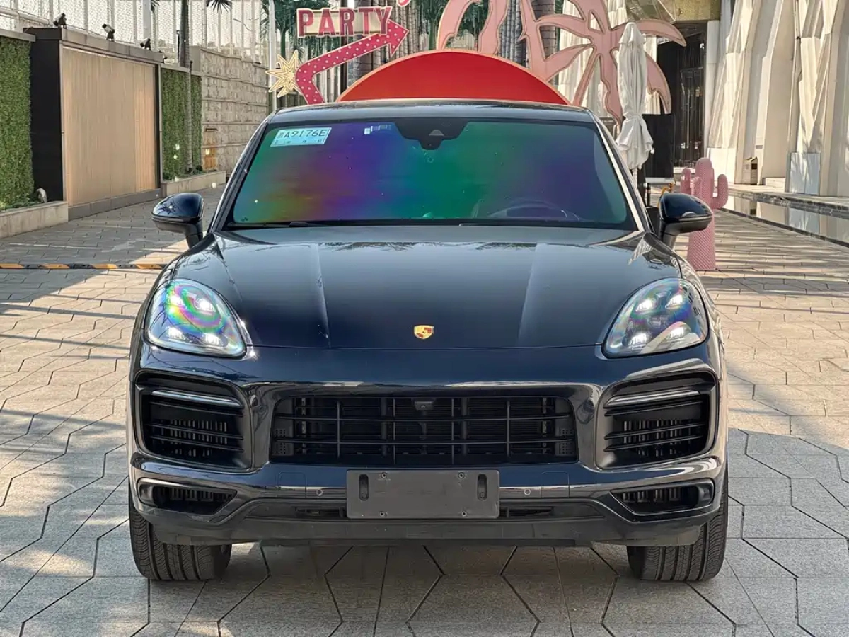 PORSCHE CAYENNE
