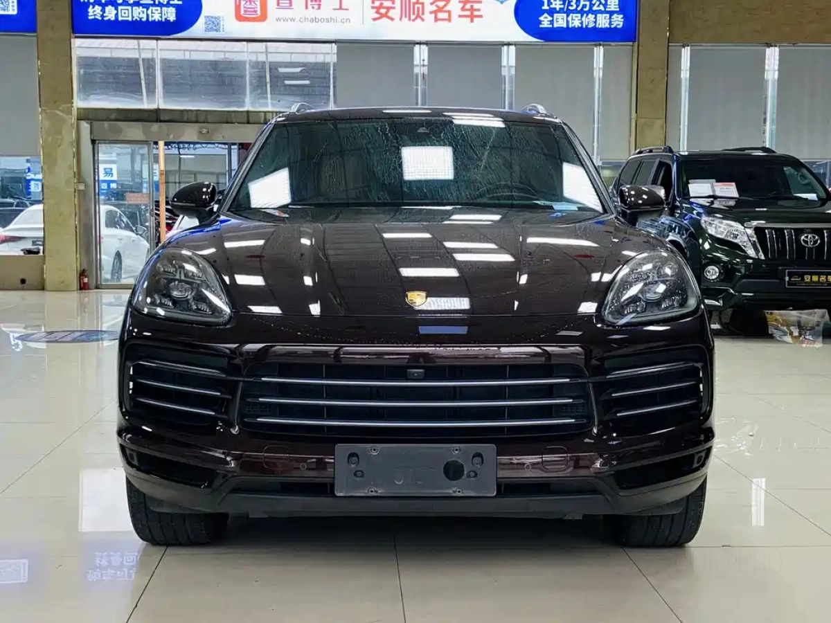 PORSCHE CAYENNE