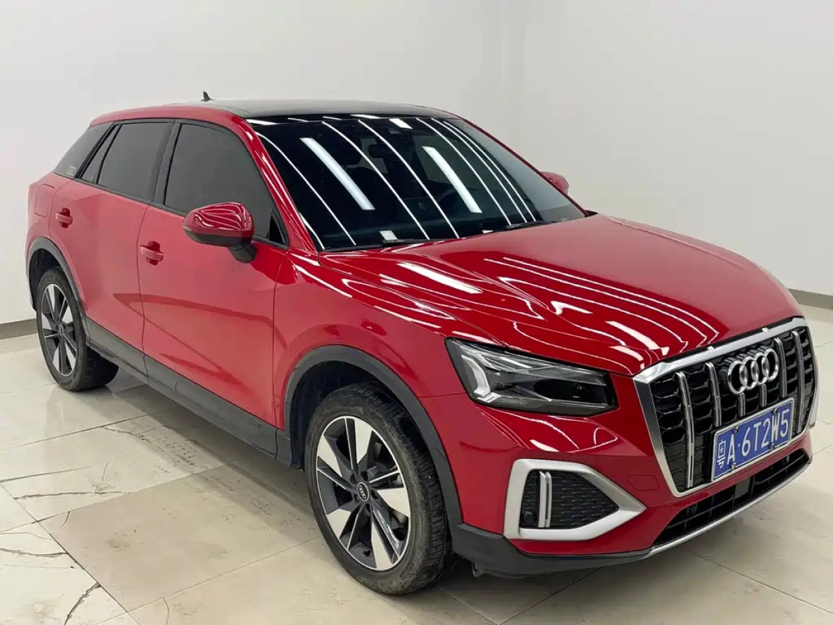 AUDI Q2L