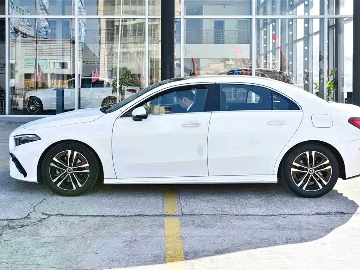 MERCEDES BENZ A-CLASS