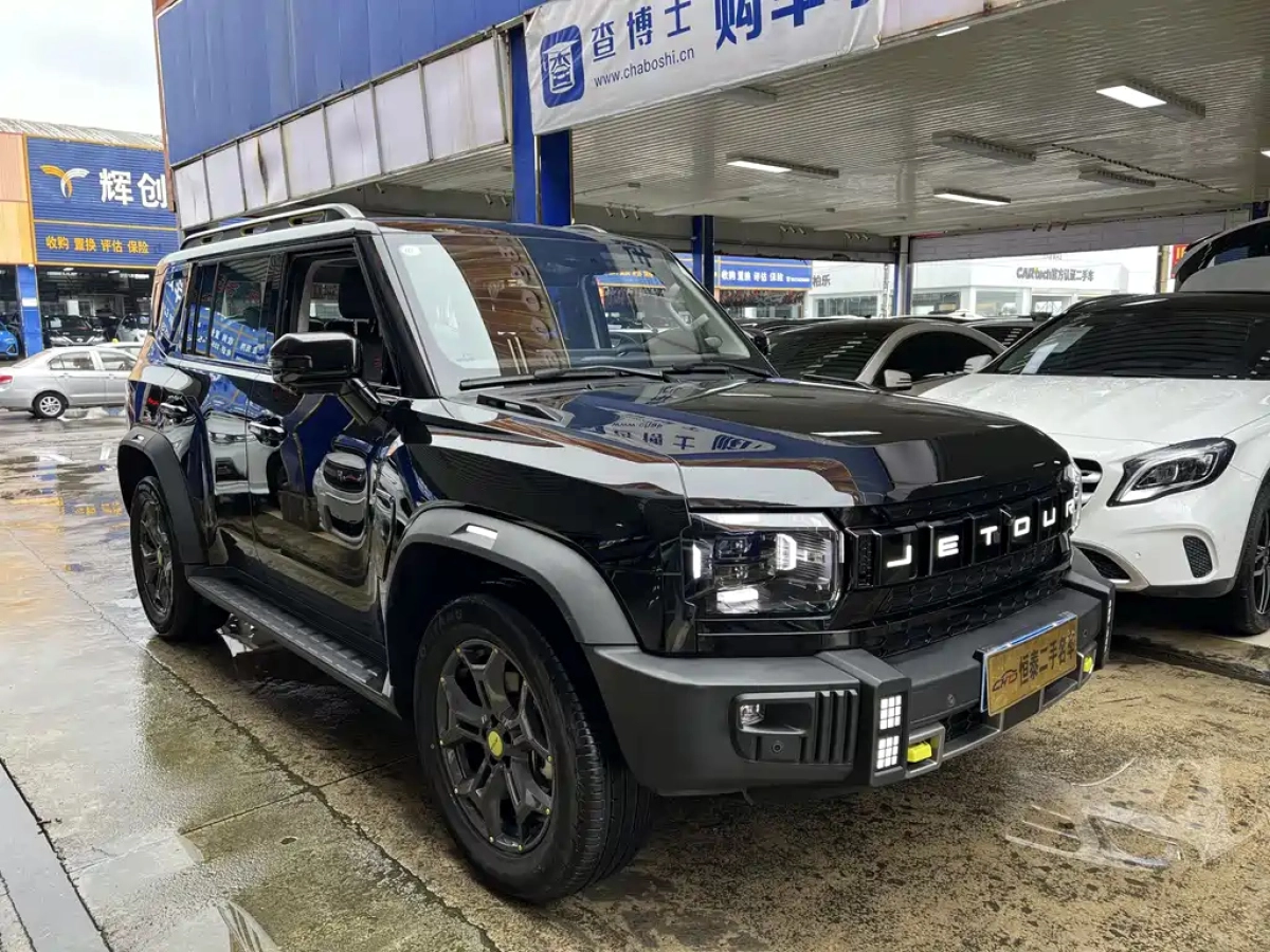 JETOUR TRAVELLER  T2