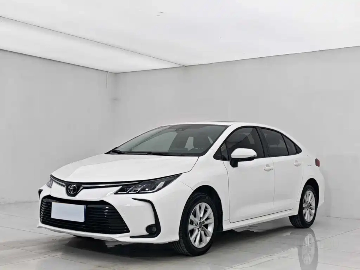TOYOTA COROLLA  2024