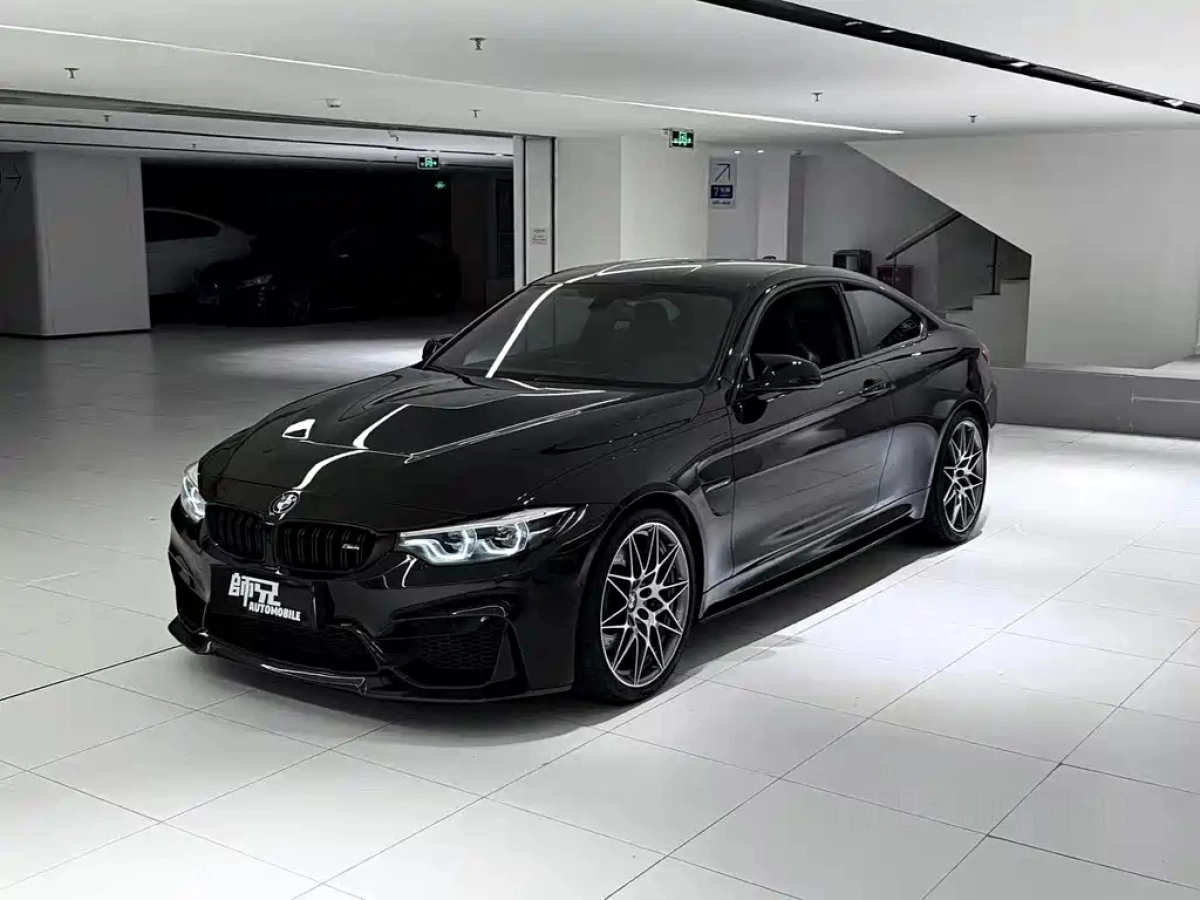 BMW M4  2020