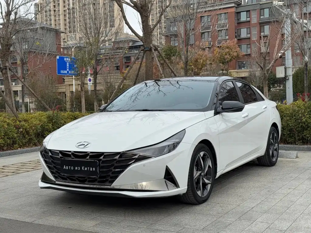 HYUNDAI ELANTRA  2022