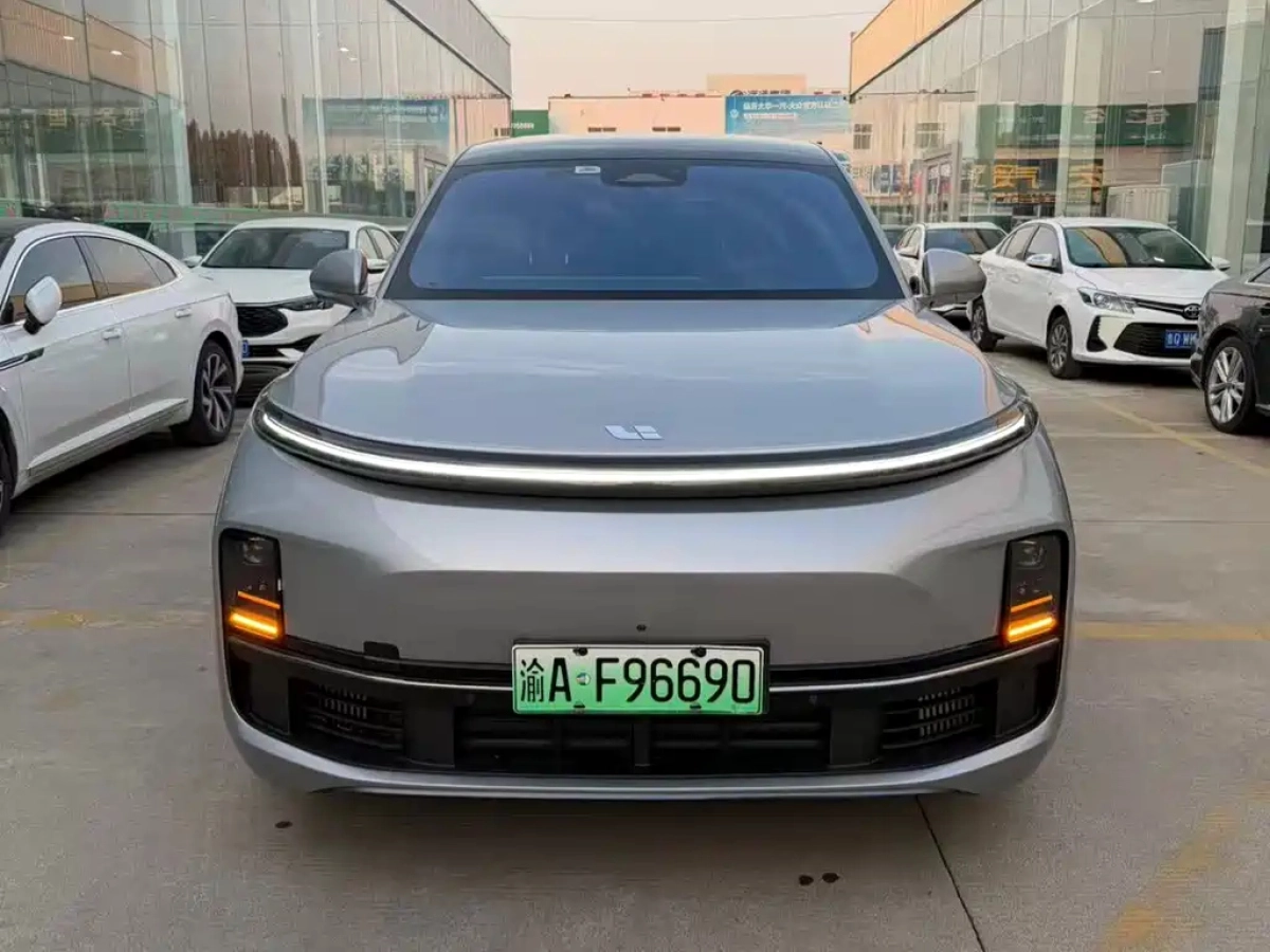 LI AUTO L8
