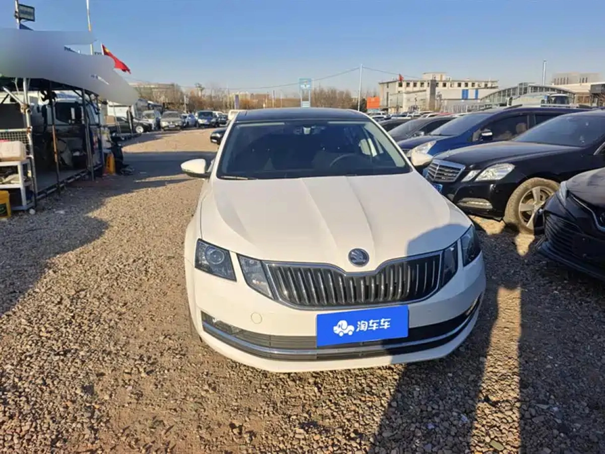 SKODA OCTAVIA