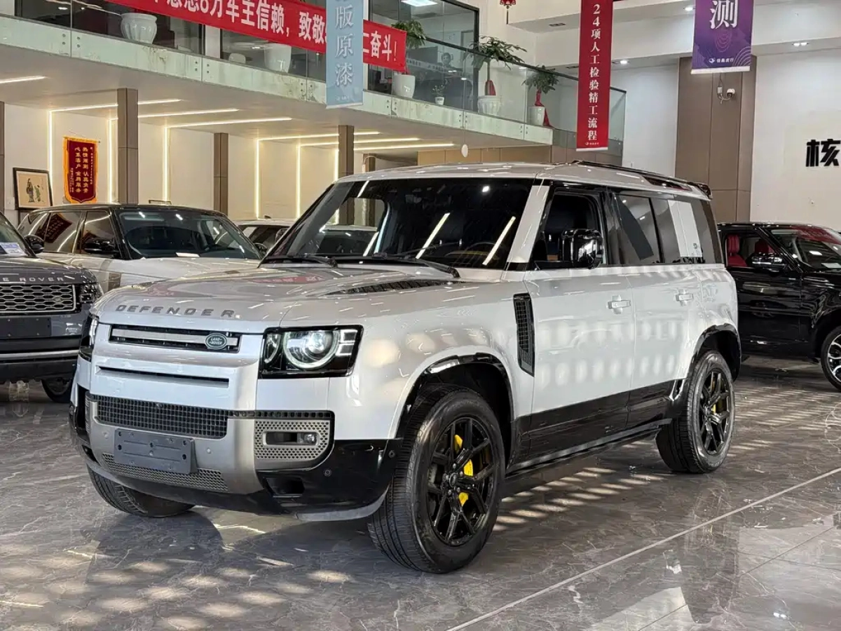 LAND ROVER DEFENDER  2023