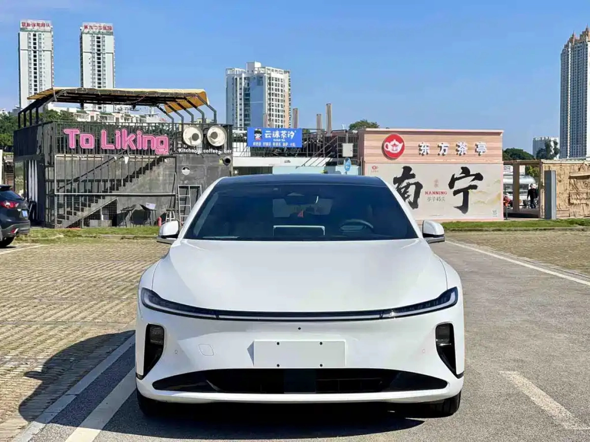 CHANGAN QIYUAN A07  2024