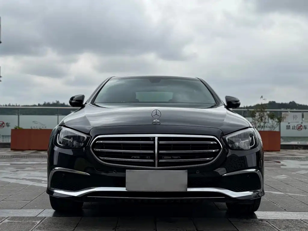 MERCEDES BENZ E-CLASS