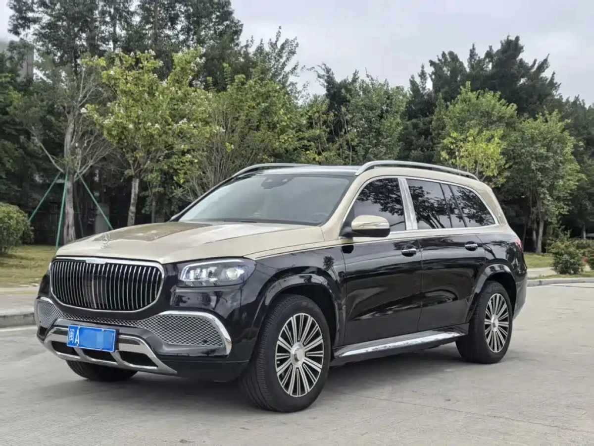 MERCEDES BENZ GLS  2021