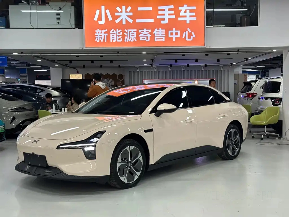 XPENG MOTORS MONA M03