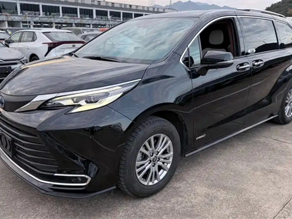 TOYOTA SIENNA SIENNA