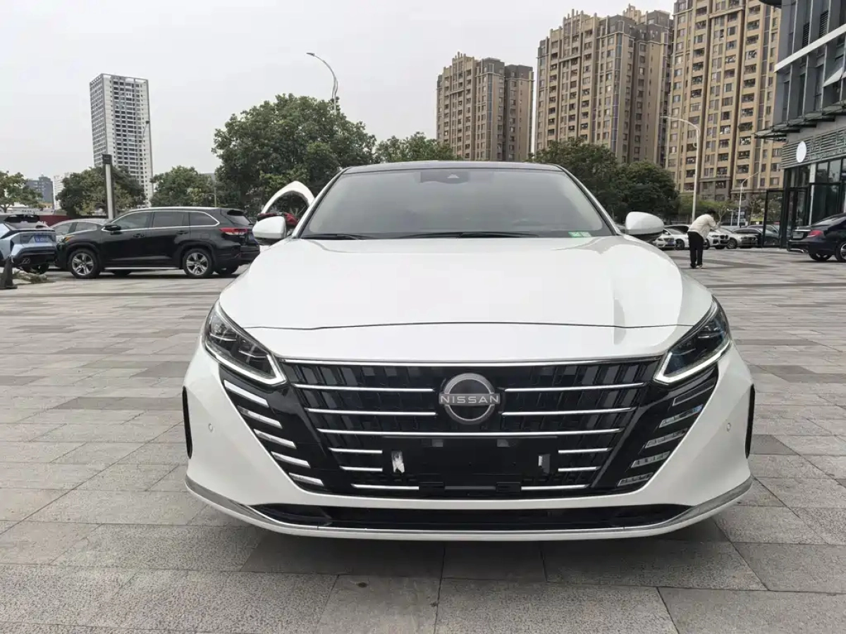 NISSAN TEANA