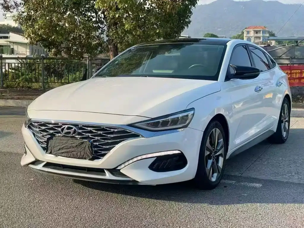 HYUNDAI LAFESTA  2019