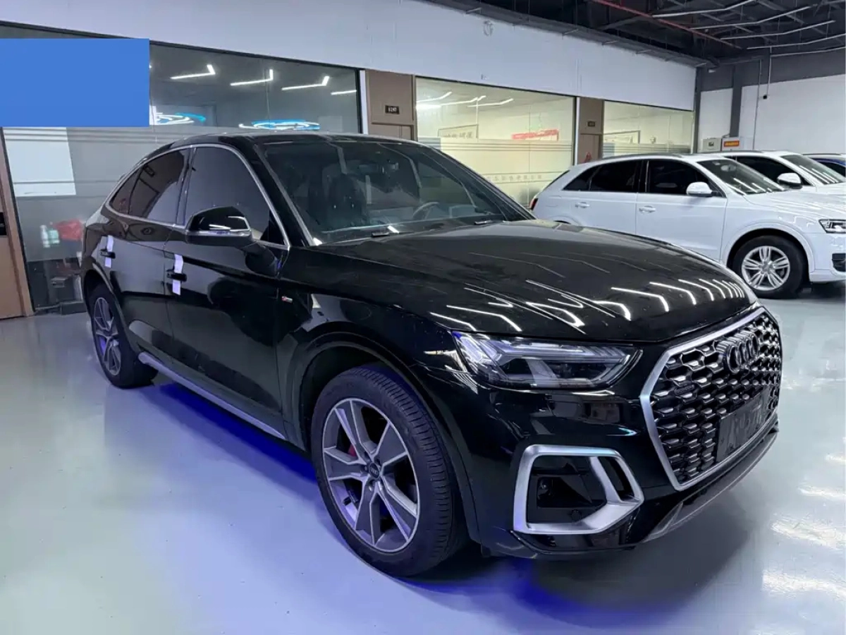 AUDI Q5L SPORTBACK