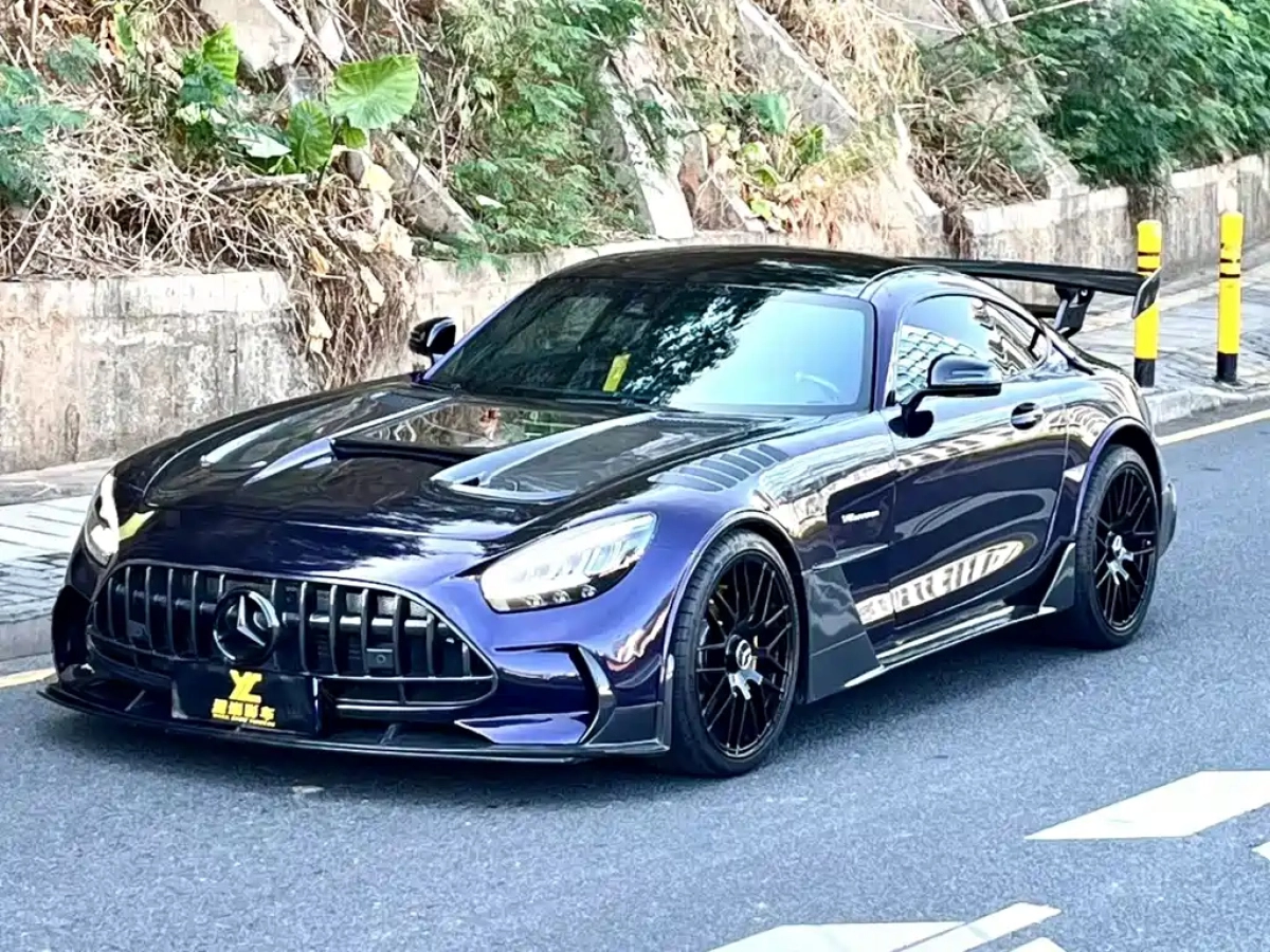 MERCEDES BENZ AMG GT  2021