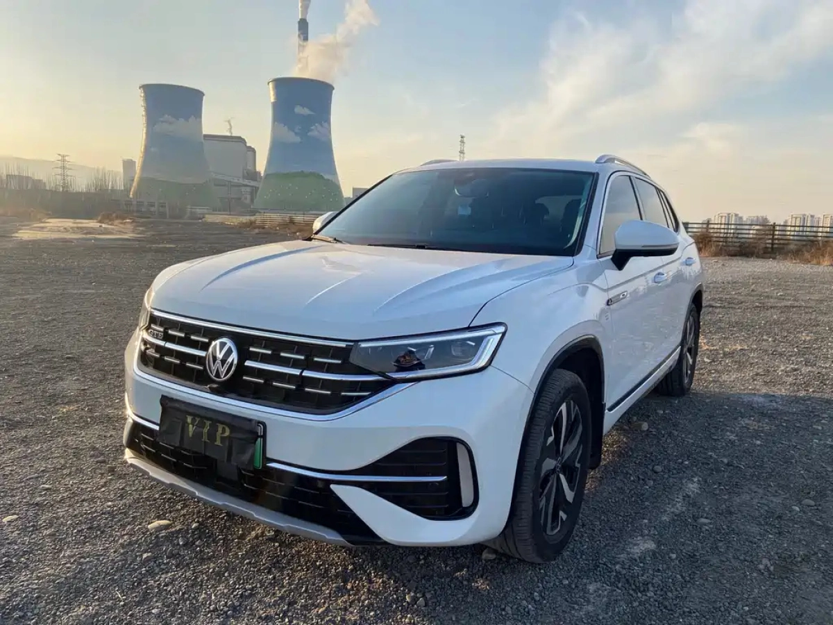 VOLKSWAGEN TAYRON GTE PLUG IN HYBRID  2024