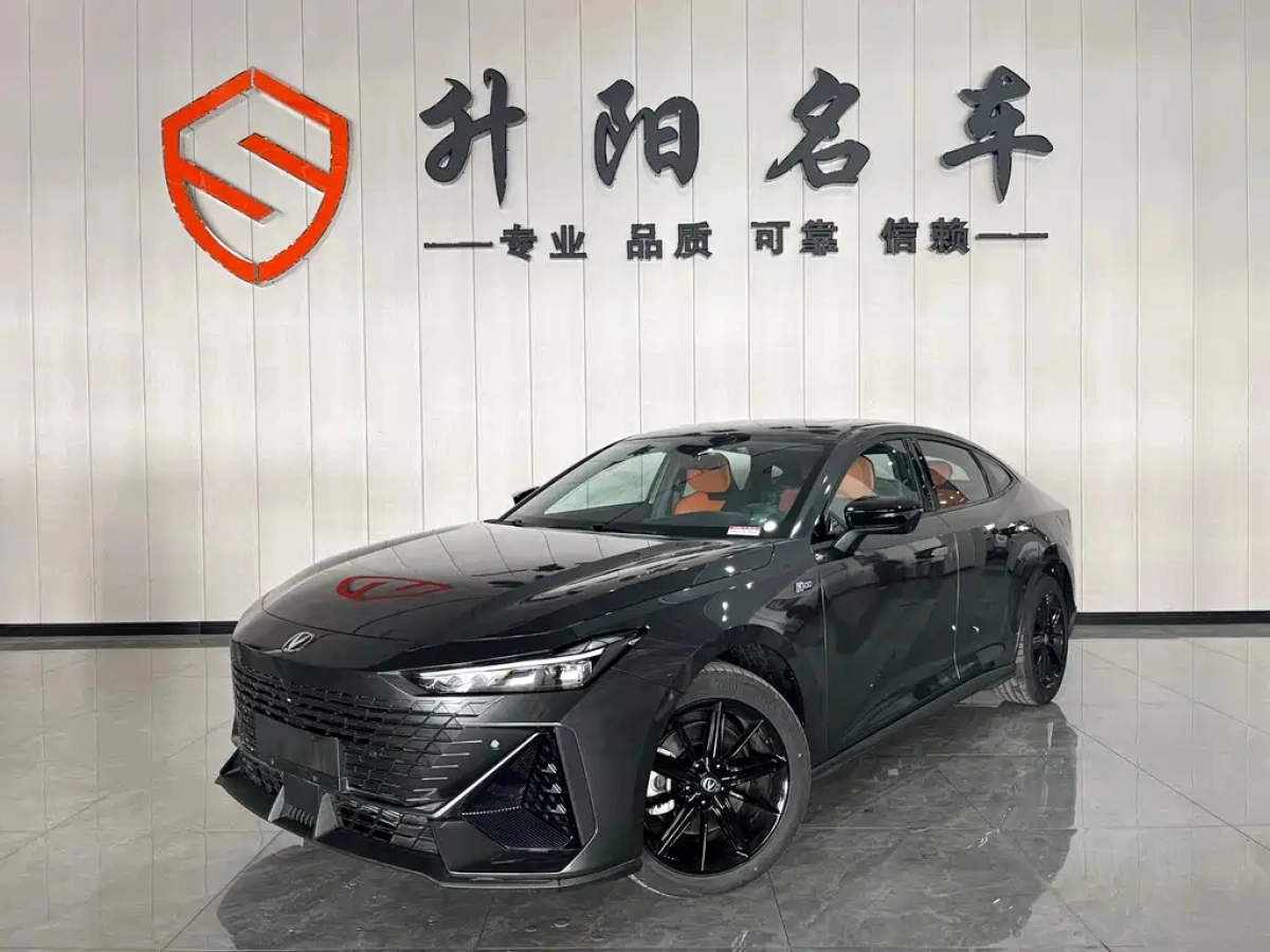 CHANGAN UNI-V SMART IDD  2024