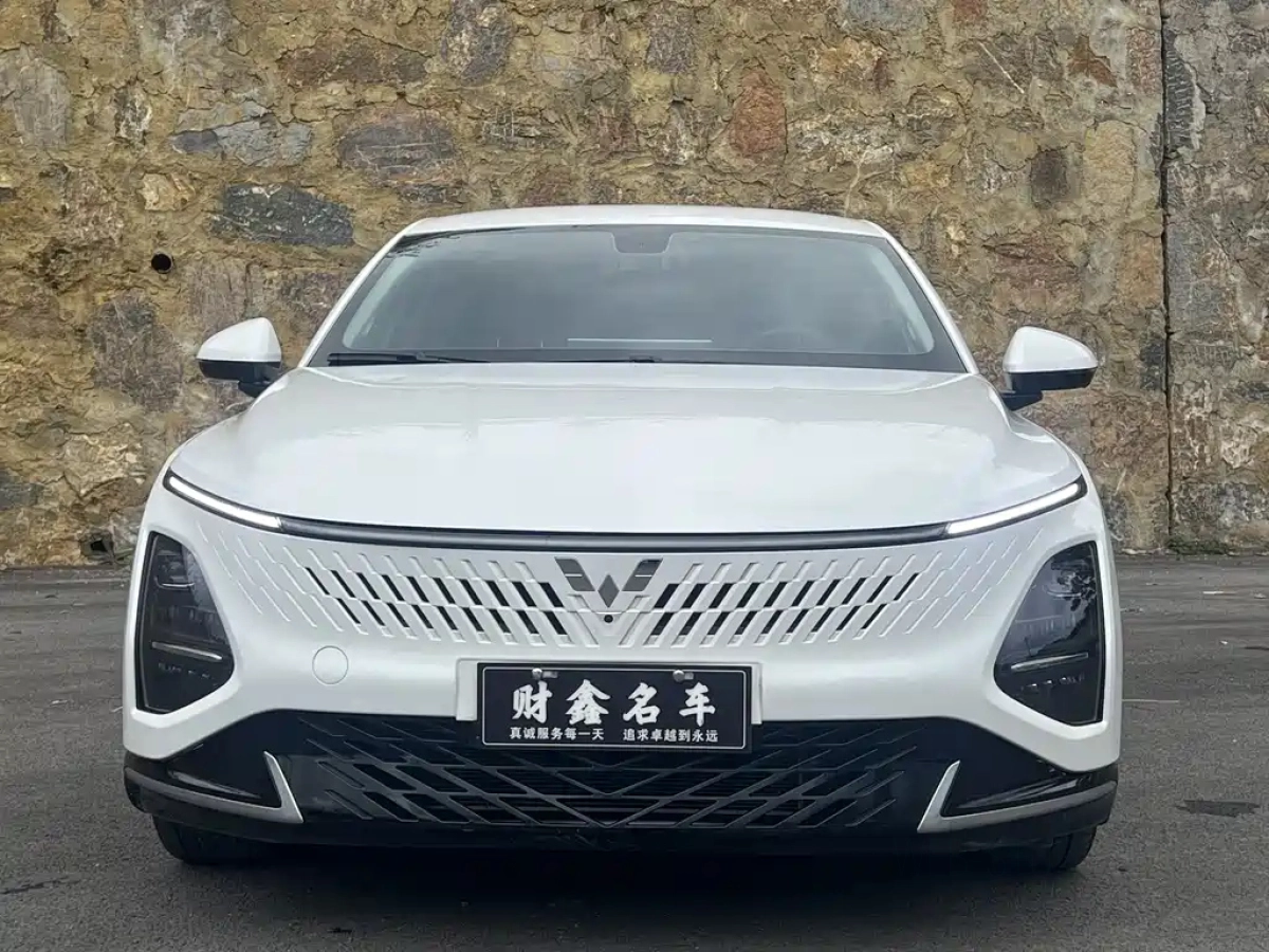 SGMW WULING STARLIGHT