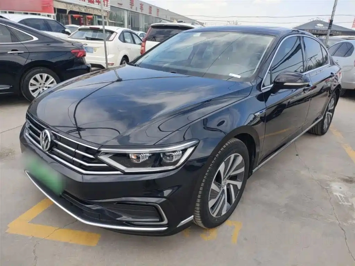 VOLKSWAGEN MAGOTAN GTE PLUG IN HYBRID  2021