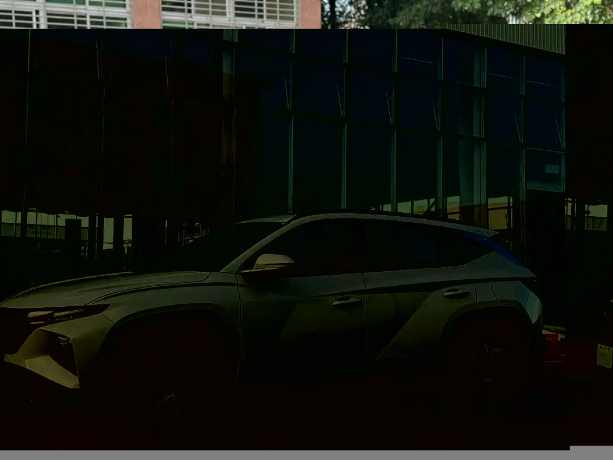 HYUNDAI TUCSON  2023