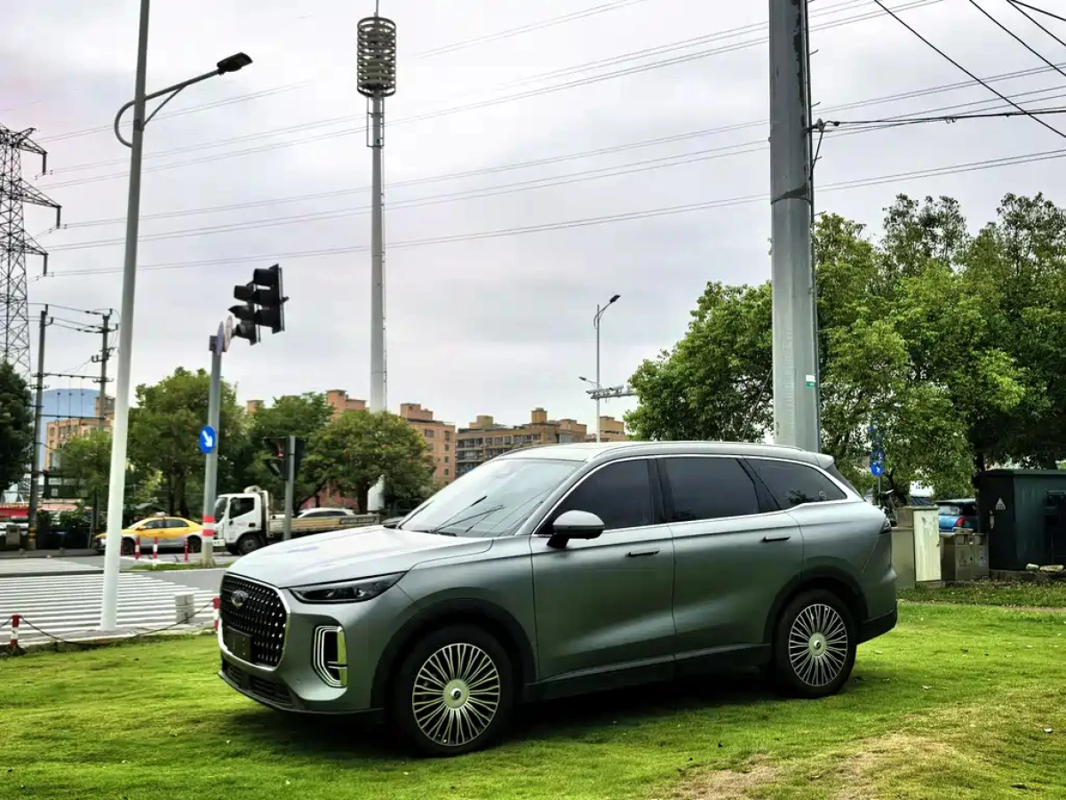 CHERY TIGGO 8 L  2024