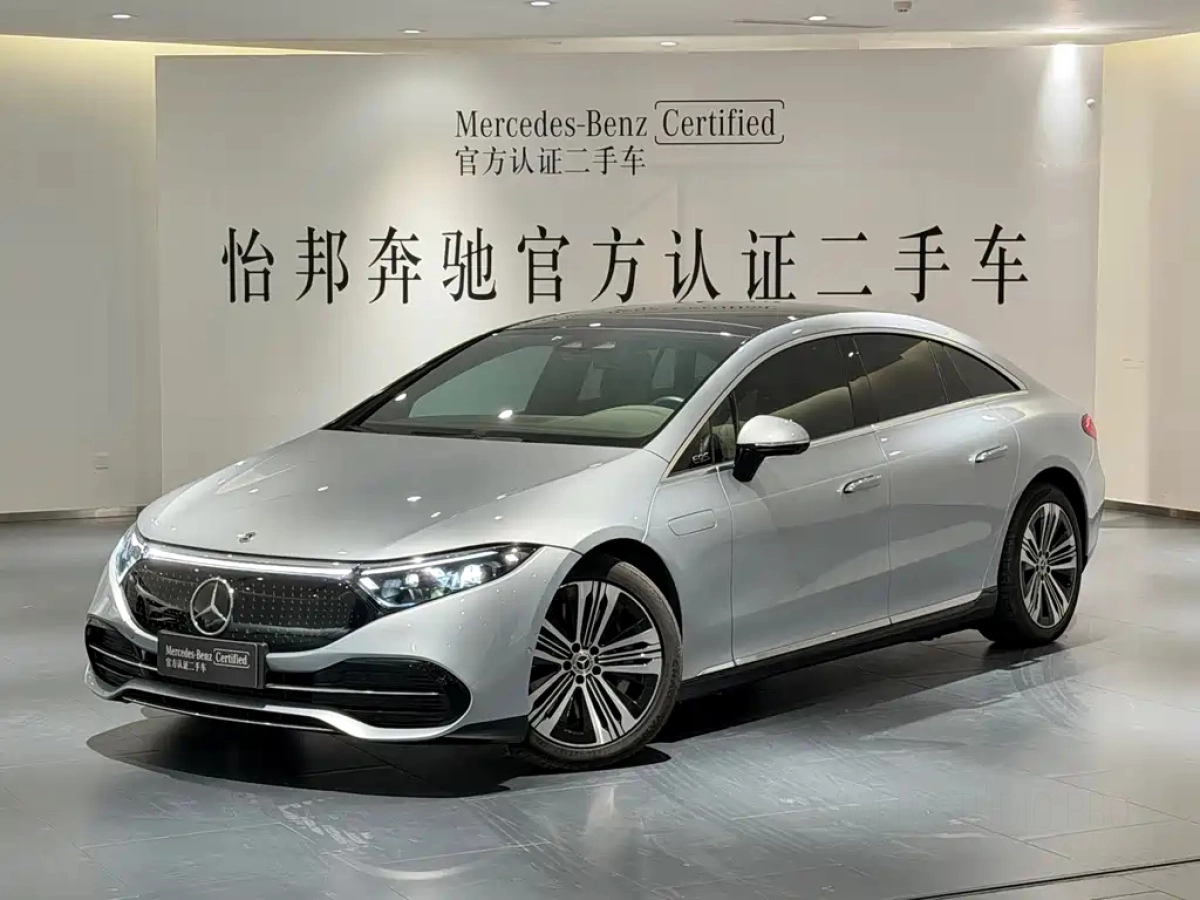 MERCEDES BENZ EQS  2023