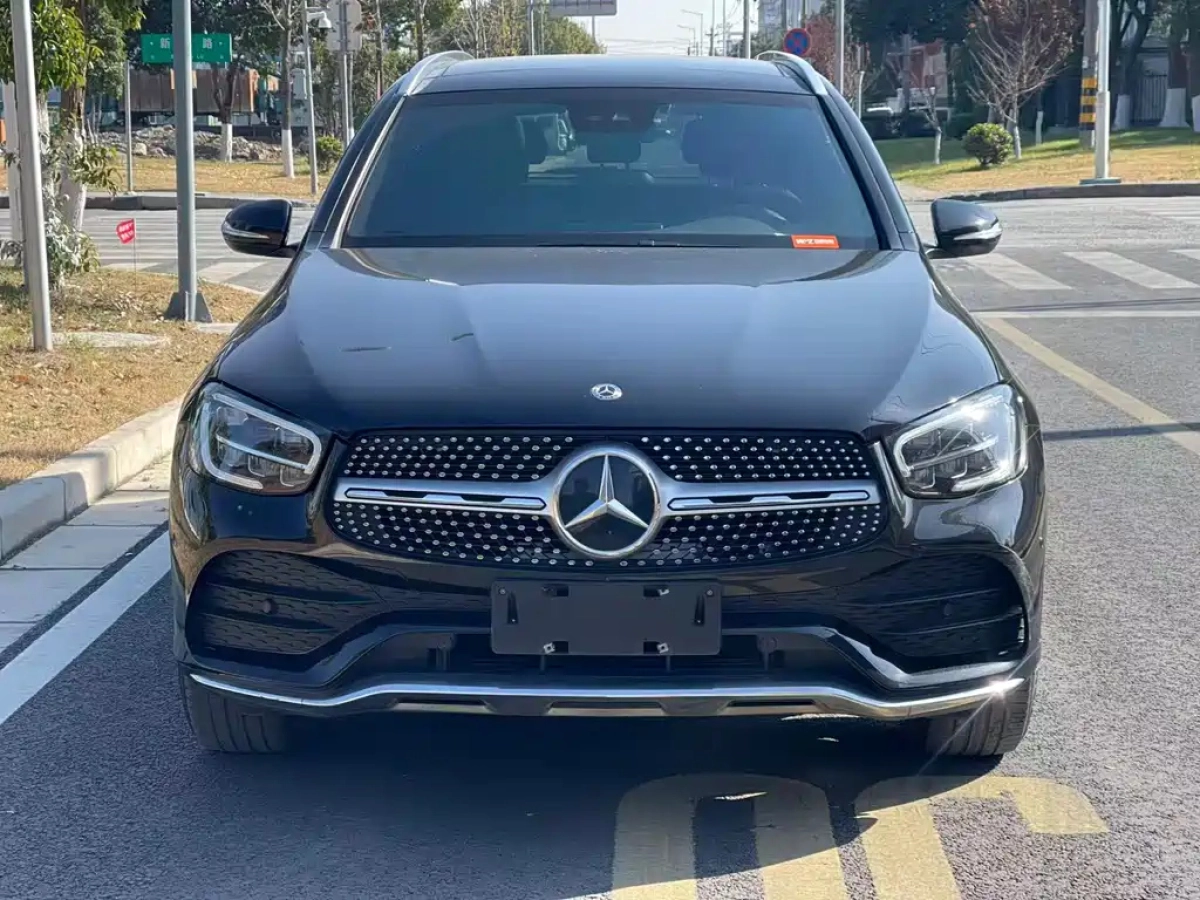 MERCEDES BENZ GLC
