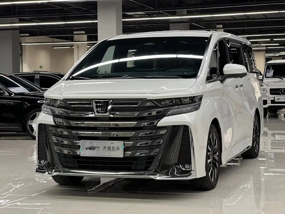 TOYOTA VELLFIRE